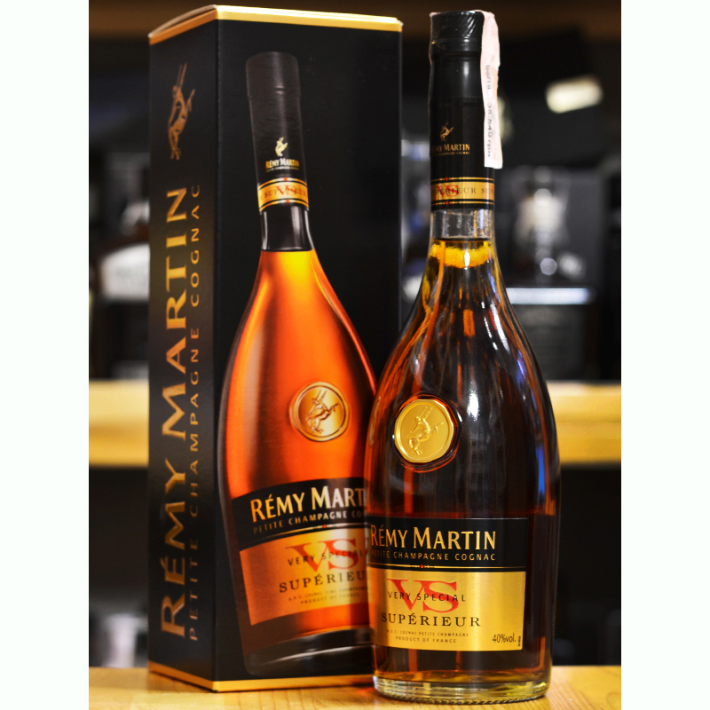 Коньяк Remy Martin Superior VS 0,7л 40% Бренді на GRADUS.MARKET. Тел: 063 6987172. Доставка, гарантія, кращі ціни!, фото2