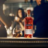 Коньяк Martell VSOP в подарунковій упаковці 0,7л 40% Бренді на GRADUS.MARKET. Тел: 063 6987172. Доставка, гарантія, кращі ціни!, фото2