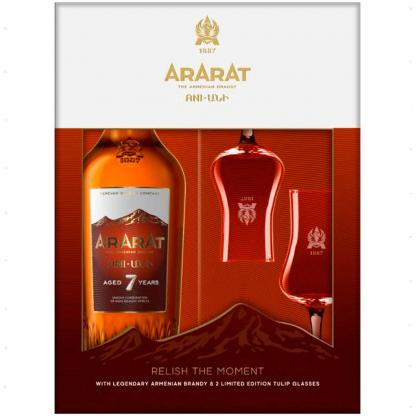 Набор бренди ARARAT Ani 7 лет выдержки 0,7л 40% + 2  бокала Коньяк выдержка 7 лет в GRADUS.MARKET. Тел: 063 6987172. Доставка, гарантия, лучшие цены!