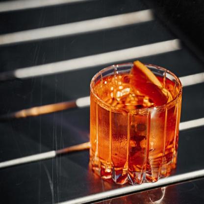 Ликер Negroni Sixteen Aperitivo 2л 16% Ликеры и аперитивы в GRADUS.MARKET. Тел: 063 6987172. Доставка, гарантия, лучшие цены!