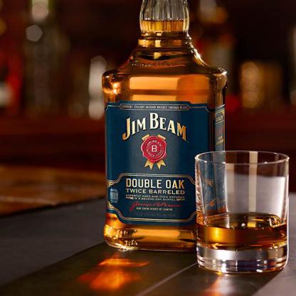 Виски Jim Beam Double Oak 4 - 5 лет выдержки 0,7 л 43% Виски в GRADUS.MARKET. Тел: 063 6987172. Доставка, гарантия, лучшие цены!