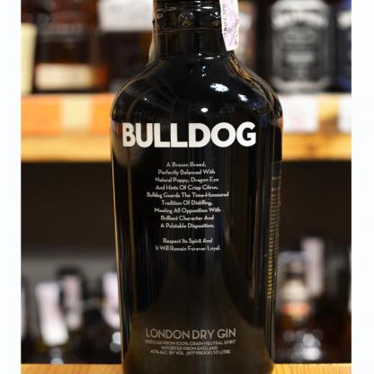 Джин Bulldog London Dry Gin 1 л 40% Джин на GRADUS.MARKET. Тел: 063 6987172. Доставка, гарантія, кращі ціни!