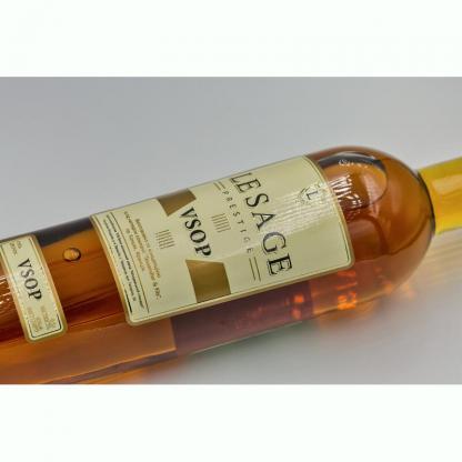 Коньяк Le Sage VSOP 5 років витримки 0,5л 40% Коньяк і бренді на GRADUS.MARKET. Тел: 063 6987172. Доставка, гарантія, кращі ціни!