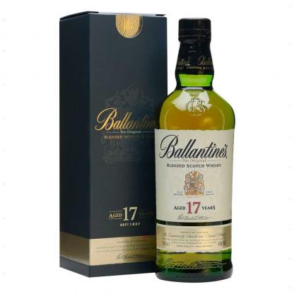 Віскі Ballantine's 17 років 0,7 л 40% в подарунковій упаковці Віскі на GRADUS.MARKET. Тел: 063 6987172. Доставка, гарантія, кращі ціни!