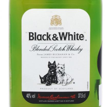 Віскі Black & White витримка 6 років 0,37 л 40% Алкоголь і слабоалкогольні напої на GRADUS.MARKET. Тел: 063 6987172. Доставка, гарантія, кращі ціни!