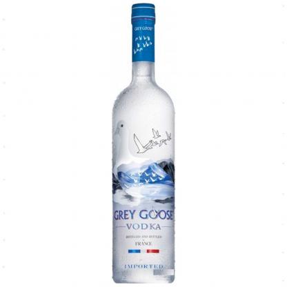 Горілка Grey Goose 0,5 л 40%  Горілка класична на GRADUS.MARKET. Тел: 063 6987172. Доставка, гарантія, кращі ціни!