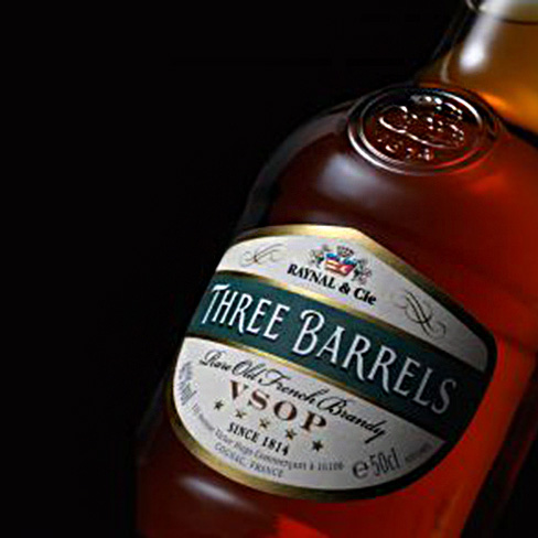 Бренди Three Barrels VSOP 1 л 38% Коньяк выдержка 5 лет в GRADUS.MARKET. Тел: 063 6987172. Доставка, гарантия, лучшие цены!, фото2